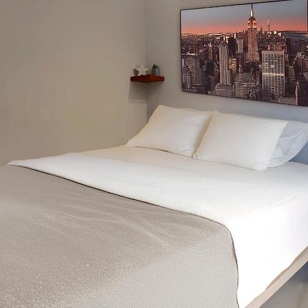Elegance & Confort - Appart Pres Caves Au Coeur De แร็งส์ ภายนอก รูปภาพ