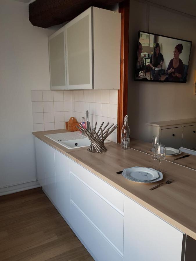 Elegance & Confort - Appart Pres Caves Au Coeur De แร็งส์ ภายนอก รูปภาพ